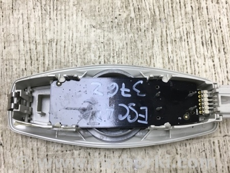 ФОТО Плафон освещения основной для Ford Escape 3 (01.2012-12.2018) Киев