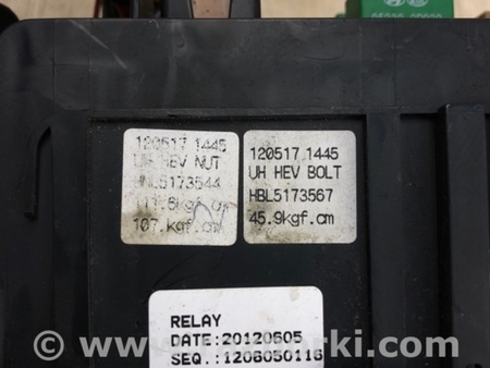 ФОТО Блок предохранителей для Hyundai Sonata YF (09.2009-03.2014) Киев