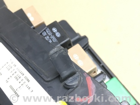 ФОТО Блок предохранителей для Hyundai Sonata YF (09.2009-03.2014) Киев