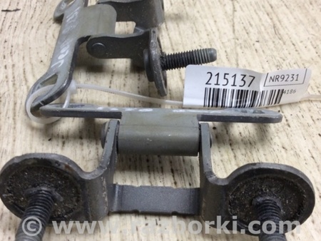 ФОТО Петля крышки багажника для Jeep Patriot (10-17) Киев