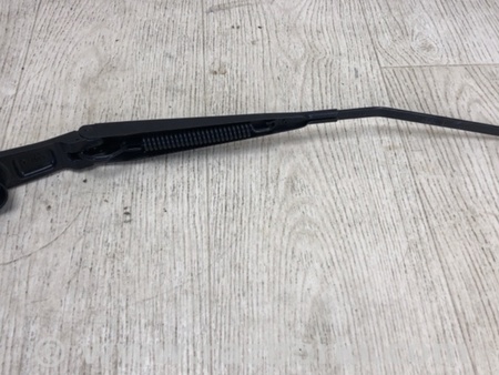 ФОТО Поводок дворника для Jeep Patriot (10-17) Киев