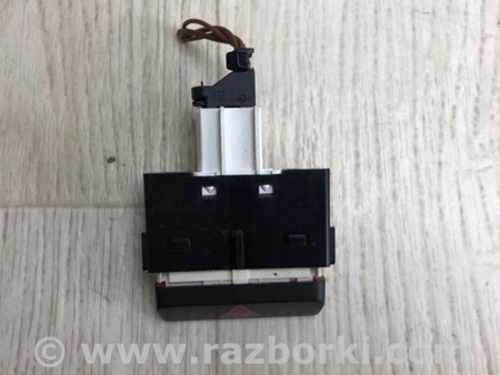ФОТО Кнопка аварийки для Volkswagen Passat B7 (09.2010-06.2015) Киев