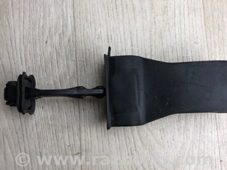 ФОТО Ограничитель двери для Volkswagen Passat B7 (09.2010-06.2015) Киев