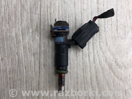 ФОТО Форсунка топливная для Volkswagen Passat B7 (09.2010-06.2015) Киев