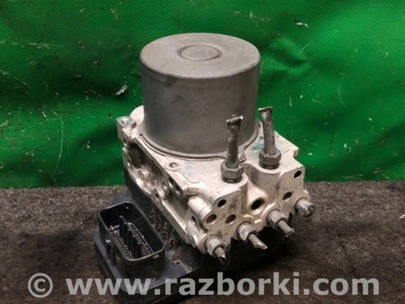 ФОТО Блок ABS для Toyota Sienna (11-16) Киев