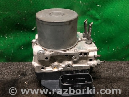 ФОТО Блок ABS для Toyota Sienna (11-16) Киев