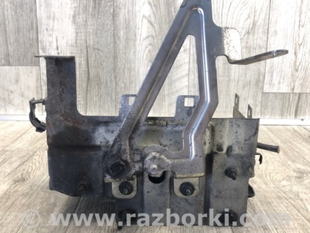 ФОТО Полка аккумулятора для Nissan NV200 USA (2013-) Киев