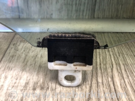 ФОТО Стекло двери для Toyota Prius 30 (09-17) Киев