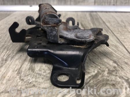 ФОТО Замок капота для Toyota Prius 30 (09-17) Киев