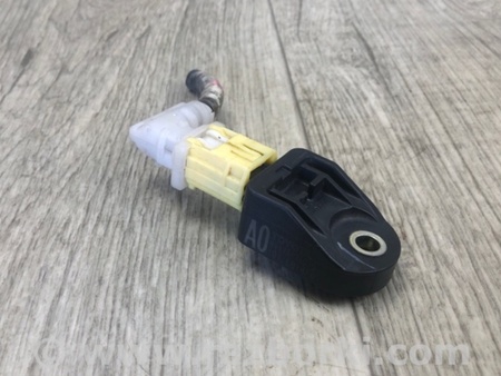 ФОТО Датчик удара для Toyota Prius 30 (09-17) Киев