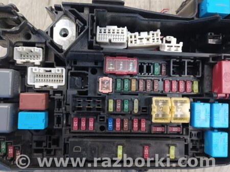 ФОТО Блок предохранителей для Toyota Prius 30 (09-17) Киев