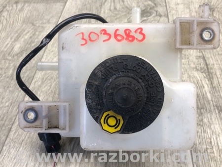 ФОТО Бачок главного тормозного цилиндра для Toyota Prius 30 (09-17) Киев