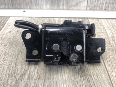 ФОТО Замок крышки багажника для Toyota Prius 30 (09-17) Киев