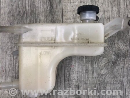 ФОТО Расширительный бачок для Toyota Prius 30 (09-17) Киев