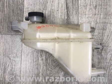 ФОТО Расширительный бачок для Toyota Prius 30 (09-17) Киев