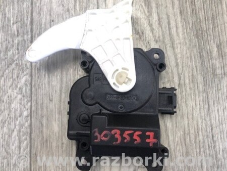ФОТО Моторчик заслонки печки для Toyota Prius 30 (09-17) Киев