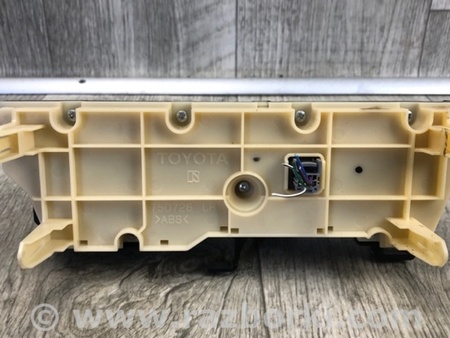 ФОТО Блок управления печкой для Toyota Prius 30 (09-17) Киев