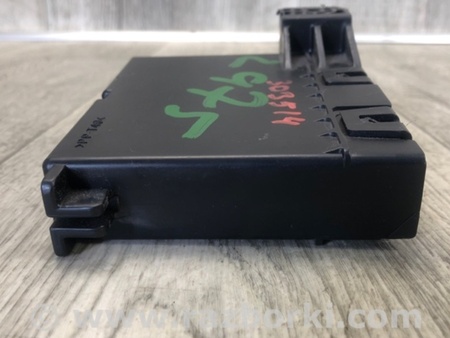ФОТО Блок электронный для Toyota Prius 30 (09-17) Киев