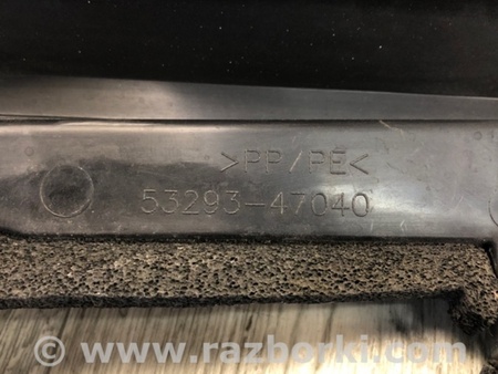 ФОТО Дефлектор радиатора для Toyota Prius 30 (09-17) Киев