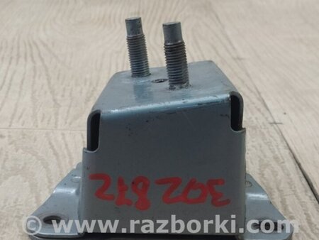 ФОТО Кронштейн усилителя заднего бампера для Toyota Prius 30 (09-17) Киев