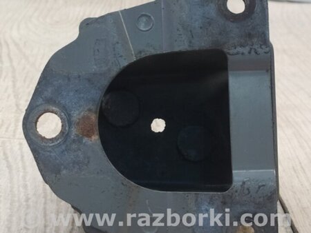 ФОТО Кронштейн усилителя заднего бампера для Toyota Prius 30 (09-17) Киев