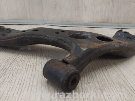 ФОТО Рычаг передний нижний для Toyota Prius 30 (09-17) Киев