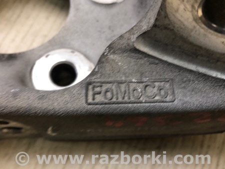 ФОТО Кулак поворотный для Lincoln MKZ (14-16) Киев