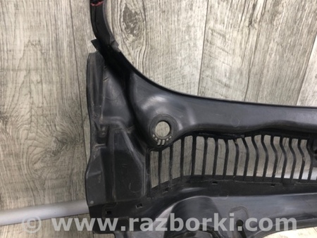 ФОТО Пластик под лобовое стекло (Жабо) для Lincoln MKZ (14-16) Киев