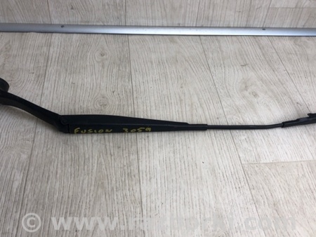 ФОТО Поводок дворника для Ford Fusion USA 2 поколение (12-15) Киев