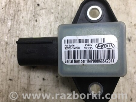 ФОТО Датчик удара для Hyundai Sonata YF (09.2009-03.2014) Киев