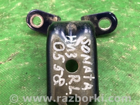 ФОТО Петля двери нижняя для Hyundai Sonata YF (09.2009-03.2014) Киев