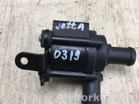 ФОТО Помпа охлаждения электрическая для Volkswagen Jetta USA (10-17) Киев