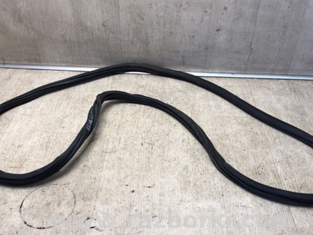 ФОТО Уплотнитель двери для Volkswagen Jetta USA (10-17) Киев