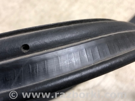 ФОТО Уплотнитель багажника для Volkswagen Jetta USA (10-17) Киев