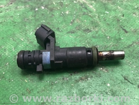ФОТО Форсунка топливная для Volkswagen Passat B7 (09.2010-06.2015) Киев