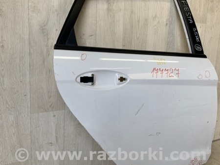 ФОТО Дверь для Ford Fiesta Mk6 (2008-2017) Киев