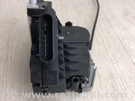ФОТО Замок двери для Ford Fiesta Mk6 (2008-2017) Киев