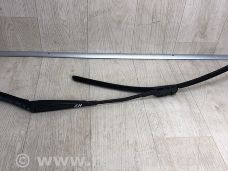 ФОТО Поводок дворника для Ford Fiesta Mk6 (2008-2017) Киев