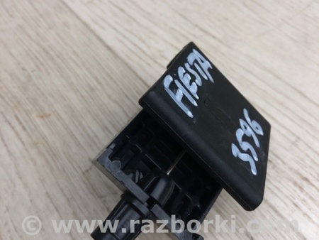 ФОТО Трос замка капота для Ford Fiesta Mk6 (2008-2017) Киев