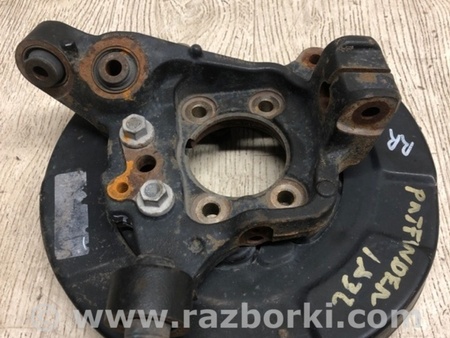 ФОТО Цапфа для Nissan Pathfinder R52 Киев