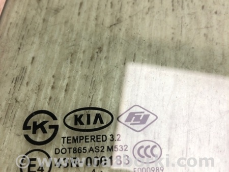 ФОТО Стекло двери глухое для KIA Forte YD (2012-) Киев