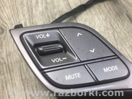 ФОТО Кнопки руля для Hyundai Santa Fe DM (12-18) Киев