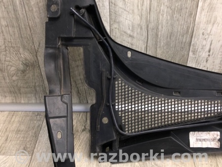 ФОТО Пластик под лобовое стекло (Жабо) для Cadillac ATS (2012-2019) Киев