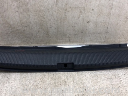 ФОТО Накладка панели багажника внутренняя для Volkswagen Passat B7 (09.2010-06.2015) Киев
