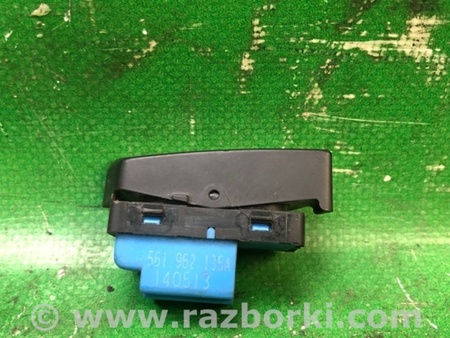 ФОТО Кнопка центрального замка для Volkswagen Passat B7 (09.2010-06.2015) Киев