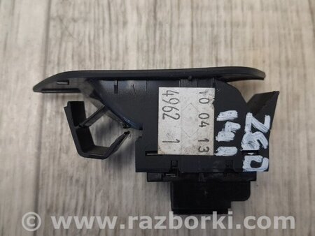 ФОТО Кнопка открывания багажника внутренняя для Volkswagen Passat B7 (09.2010-06.2015) Киев