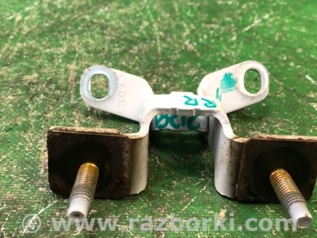 ФОТО Петля крышки багажника для Jeep Compass (06-15) Киев