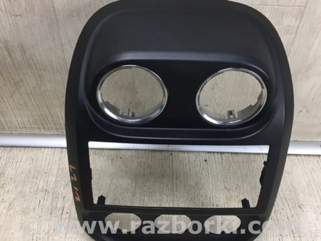 ФОТО Накладка торпеды для Jeep Compass (06-15) Киев