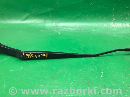 ФОТО Поводок дворника для Ford Focus 3 (01.2010 - 03.2018) Киев