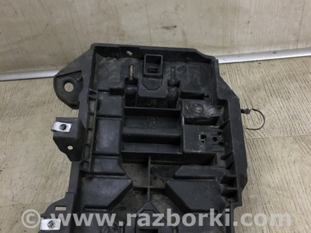 ФОТО Полка аккумулятора для Dodge Dart (12-16) Киев